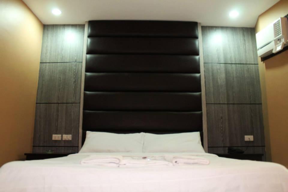 El Vistra Traveller'S Inn Calumpit Экстерьер фото