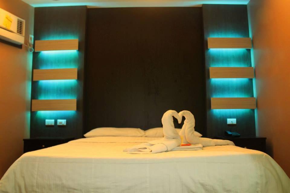El Vistra Traveller'S Inn Calumpit Экстерьер фото
